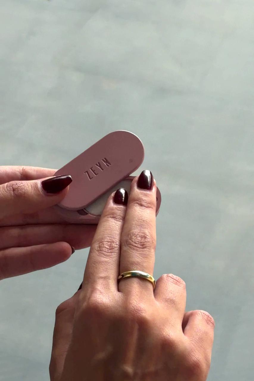 Slide open ZEYN device